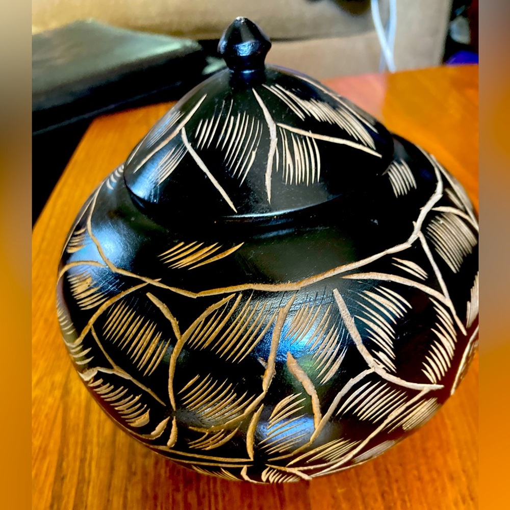 Duo Handcrafted wooden bowls with lid. Flowers Fish Star designs Made in Jamaica